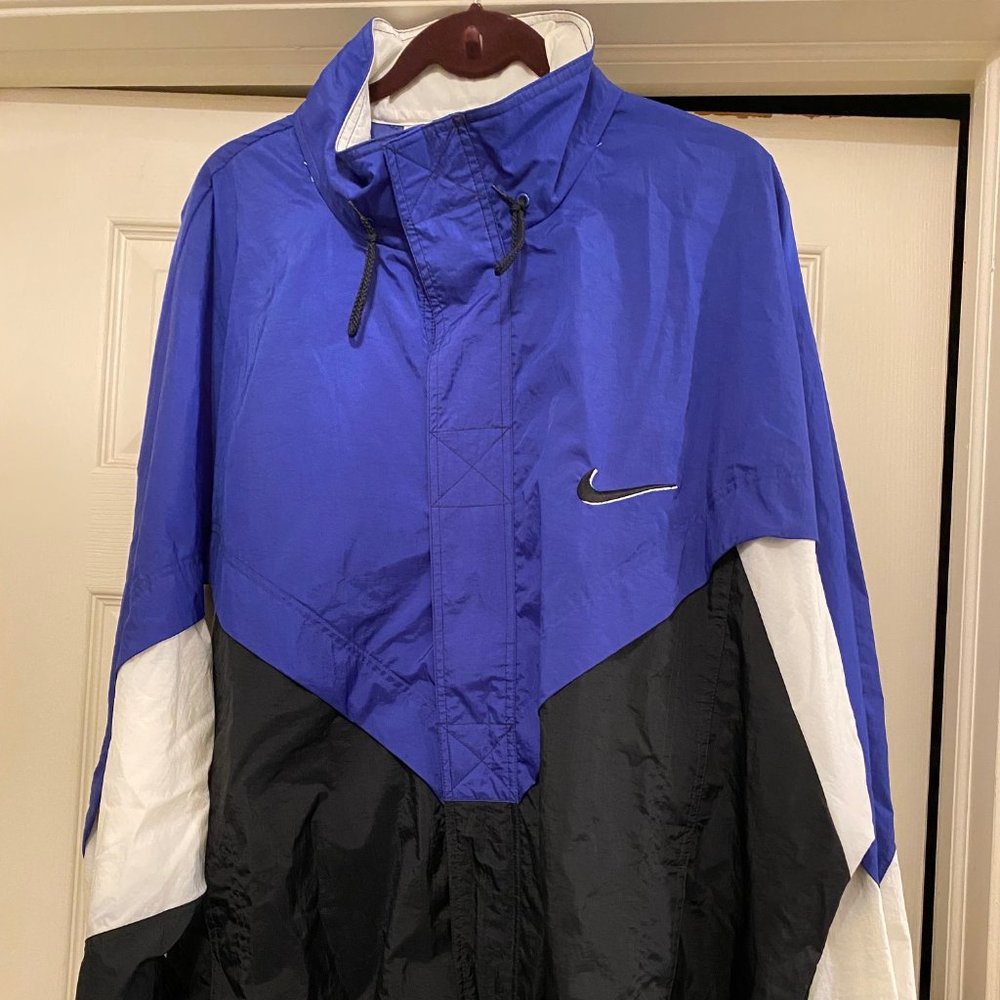 Nike Vintage Men’s Windbreaker Jacket - Picture 1 of 6